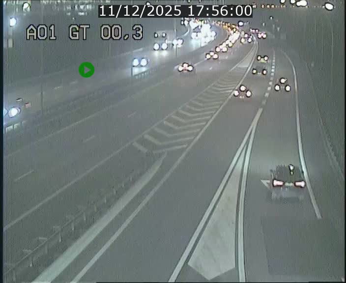<h2>Traffic live webcam Luxembourg Croix de Gasperich - A1 direction Kirchberg - BK 0.3</h2>