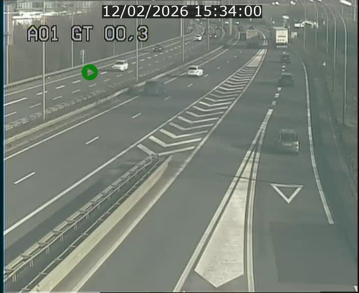 <h2>Traffic live webcam Luxembourg Croix de Gasperich - A1 direction Kirchberg - BK 0.3</h2>