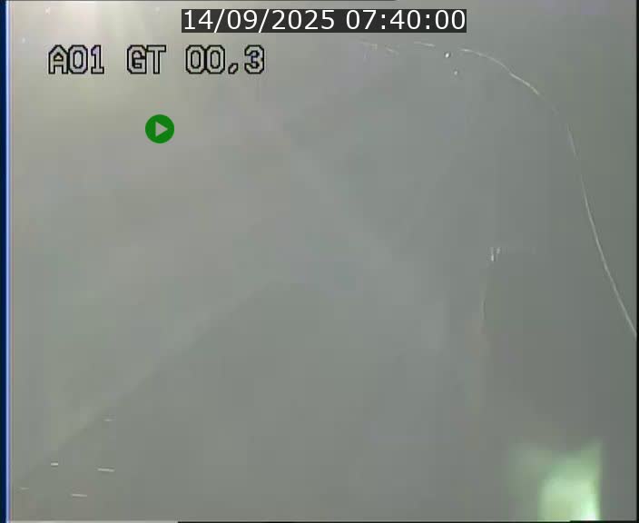 <h2>Traffic live webcam Luxembourg Croix de Gasperich - A1 direction Kirchberg - BK 0.3</h2>