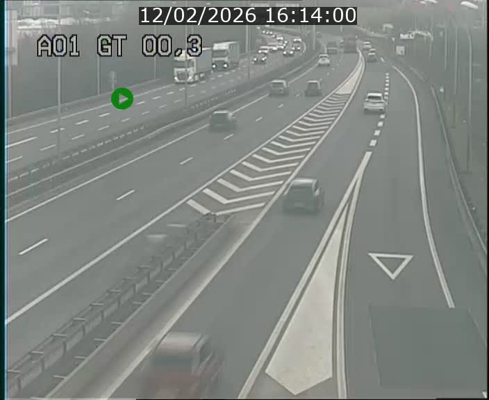 <h2>Traffic live webcam Luxembourg Croix de Gasperich - A1 direction Kirchberg - BK 0.3</h2>