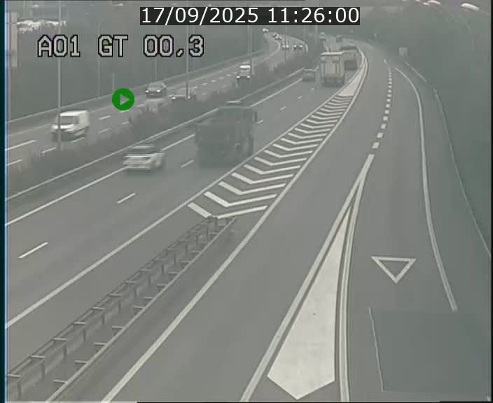<h2>Traffic live webcam Luxembourg Croix de Gasperich - A1 direction Kirchberg - BK 0.3</h2>