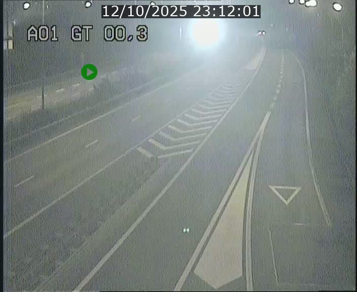<h2>Traffic live webcam Luxembourg Croix de Gasperich - A1 direction Kirchberg - BK 0.3</h2>