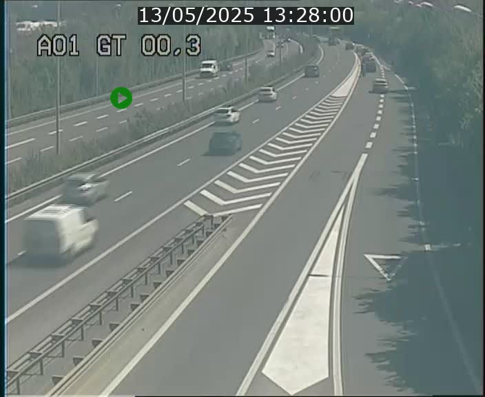 <h2>Traffic live webcam Luxembourg Croix de Gasperich - A1 direction Kirchberg - BK 0.3</h2>