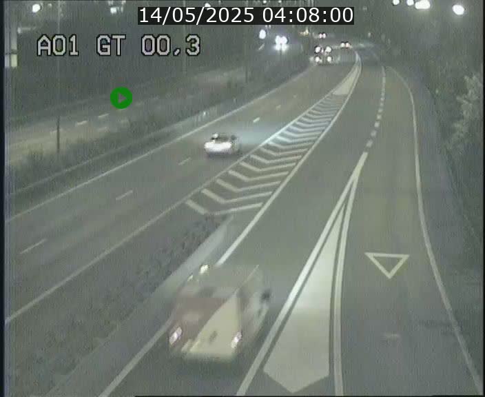 <h2>Traffic live webcam Luxembourg Croix de Gasperich - A1 direction Kirchberg - BK 0.3</h2>
