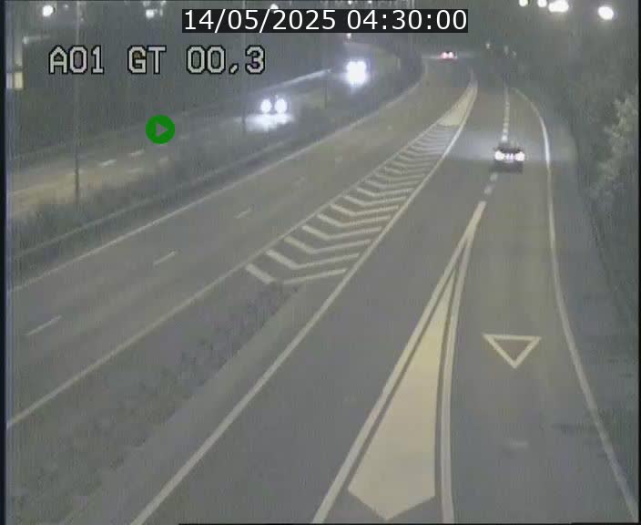 <h2>Traffic live webcam Luxembourg Croix de Gasperich - A1 direction Kirchberg - BK 0.3</h2>