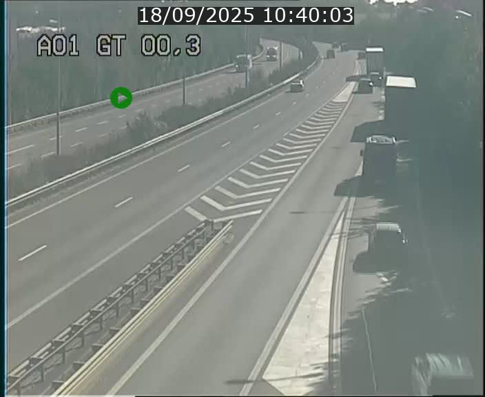 <h2>Traffic live webcam Luxembourg Croix de Gasperich - A1 direction Kirchberg - BK 0.3</h2>