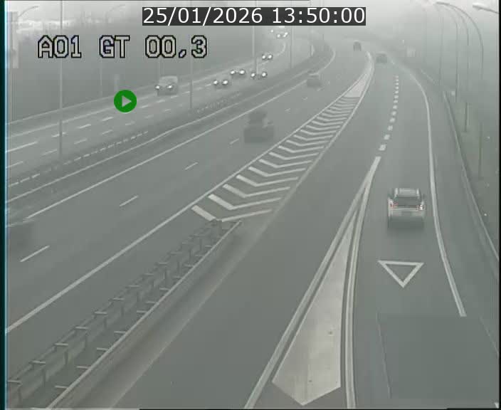 <h2>Traffic live webcam Luxembourg Croix de Gasperich - A1 direction Kirchberg - BK 0.3</h2>