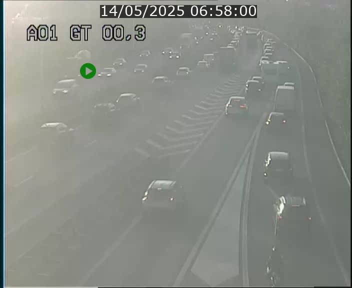 <h2>Traffic live webcam Luxembourg Croix de Gasperich - A1 direction Kirchberg - BK 0.3</h2>