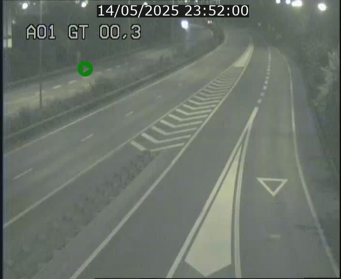 <h2>Traffic live webcam Luxembourg Croix de Gasperich - A1 direction Kirchberg - BK 0.3</h2>