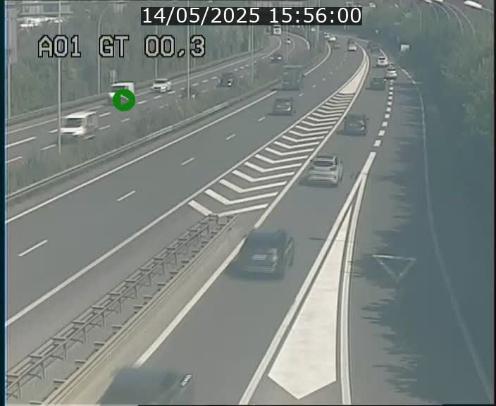<h2>Traffic live webcam Luxembourg Croix de Gasperich - A1 direction Kirchberg - BK 0.3</h2>