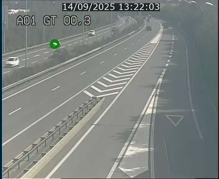 Traffic live webcam Luxembourg Croix de Gasperich - A1 direction Kirchberg - BK 0.3