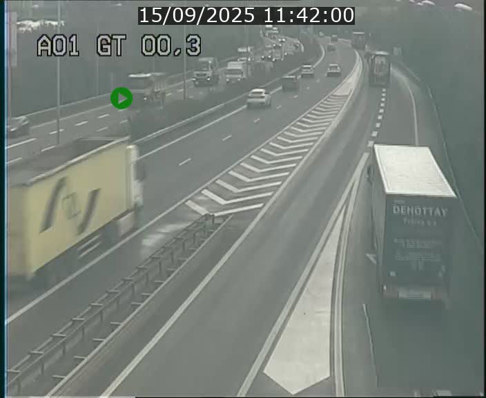 <h2>Traffic live webcam Luxembourg Croix de Gasperich - A1 direction Kirchberg - BK 0.3</h2>