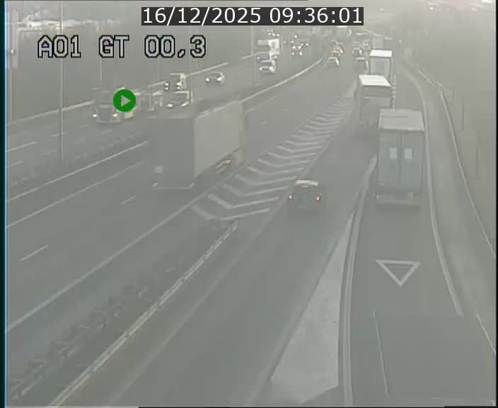 <h2>Traffic live webcam Luxembourg Croix de Gasperich - A1 direction Kirchberg - BK 0.3</h2>