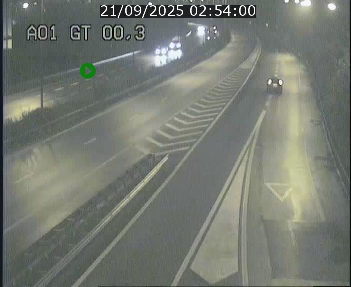 <h2>Traffic live webcam Luxembourg Croix de Gasperich - A1 direction Kirchberg - BK 0.3</h2>