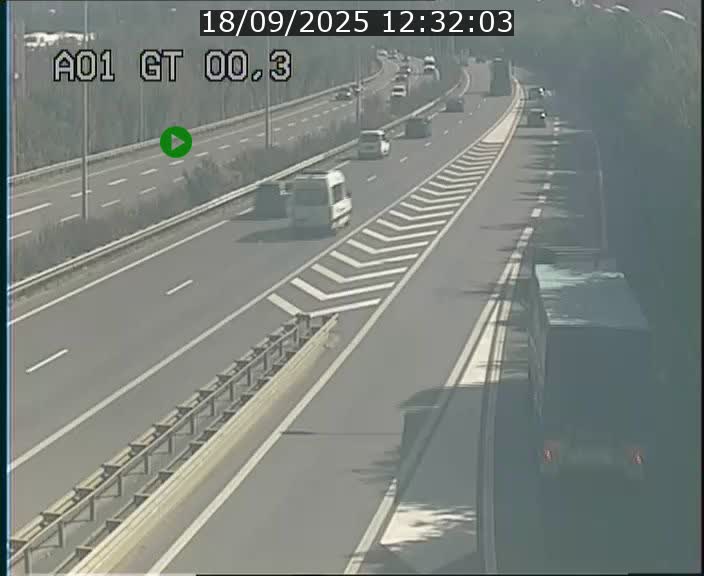 Traffic live webcam Luxembourg Croix de Gasperich - A1 direction Kirchberg - BK 0.3