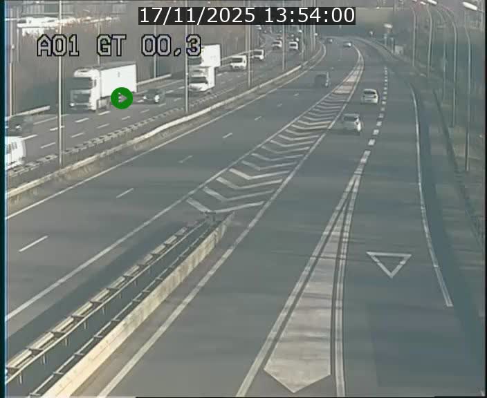 Traffic live webcam Luxembourg Croix de Gasperich - A1 direction Kirchberg - BK 0.3