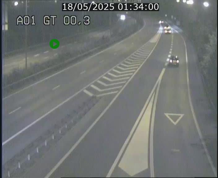 <h2>Traffic live webcam Luxembourg Croix de Gasperich - A1 direction Kirchberg - BK 0.3</h2>