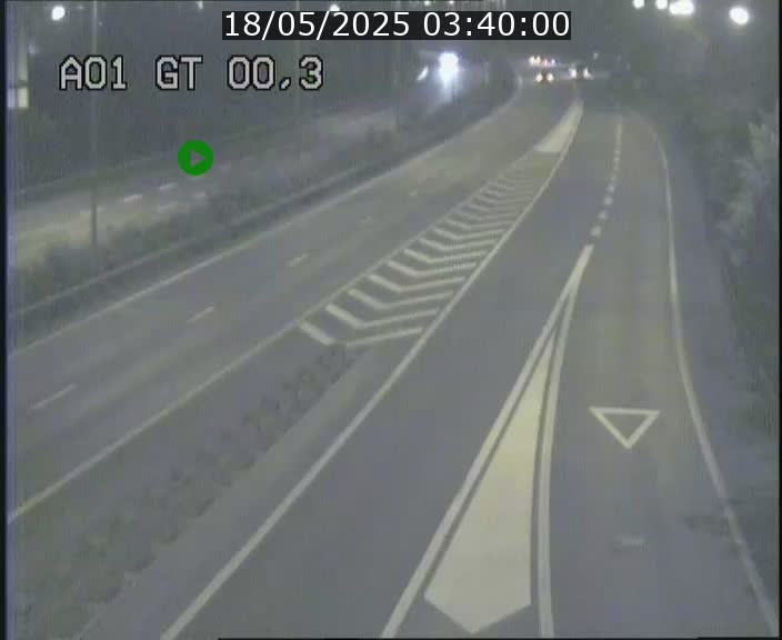 <h2>Traffic live webcam Luxembourg Croix de Gasperich - A1 direction Kirchberg - BK 0.3</h2>