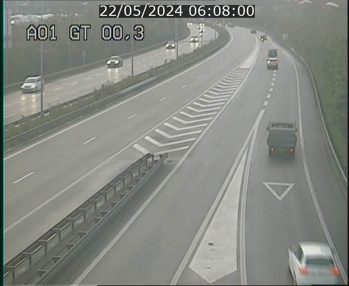 Traffic live webcam Luxembourg Croix de Gasperich - A1 direction Kirchberg - BK 0.3