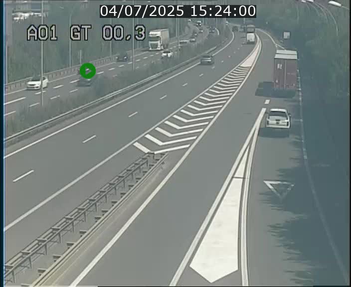 Traffic live webcam Luxembourg Croix de Gasperich - A1 direction Kirchberg - BK 0.3