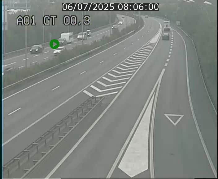 Traffic live webcam Luxembourg Croix de Gasperich - A1 direction Kirchberg - BK 0.3
