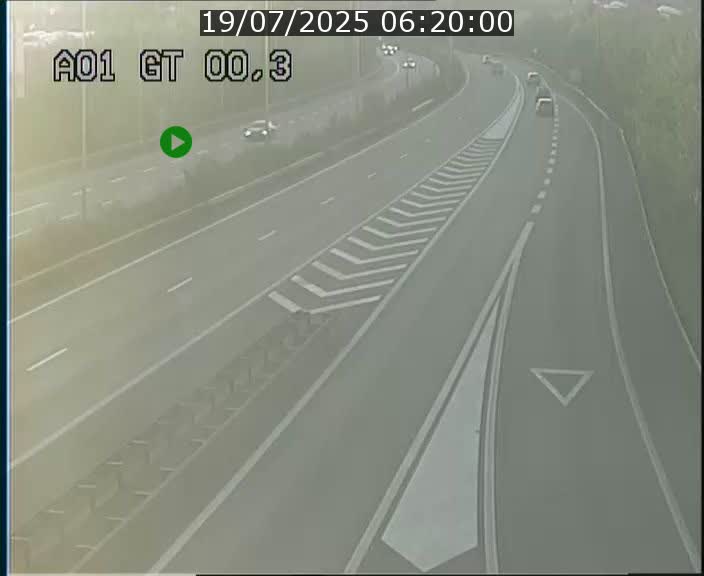 Traffic live webcam Luxembourg Croix de Gasperich - A1 direction Kirchberg - BK 0.3