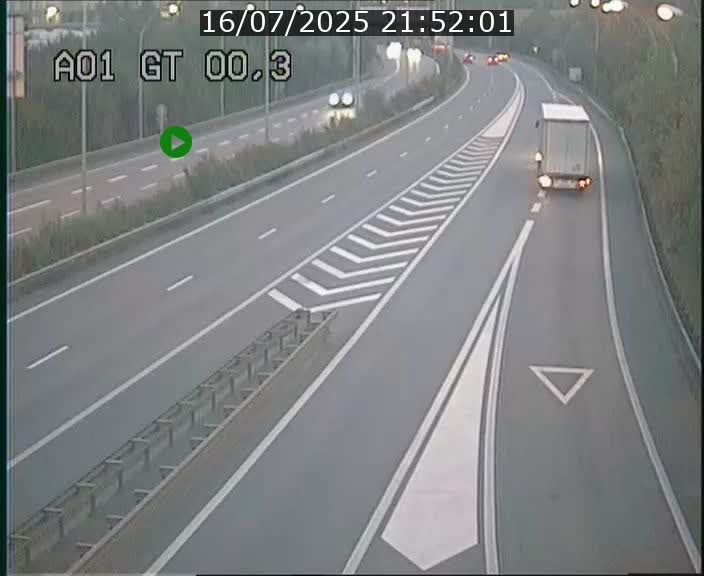Traffic live webcam Luxembourg Croix de Gasperich - A1 direction Kirchberg - BK 0.3