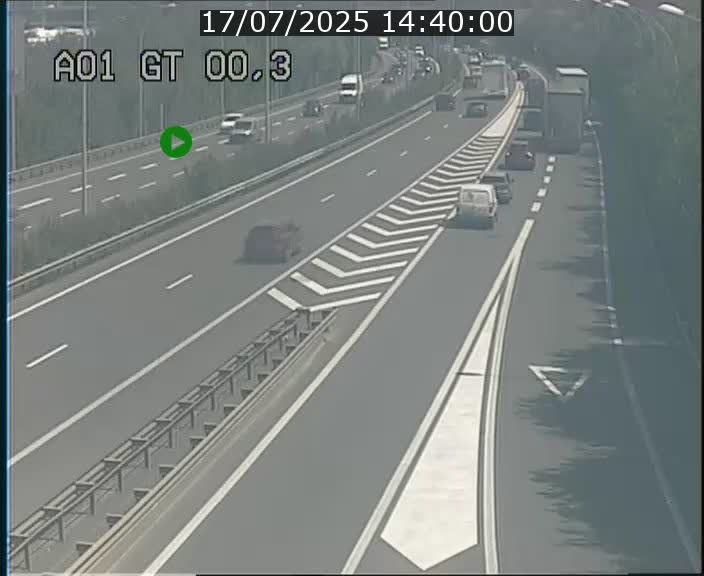 Traffic live webcam Luxembourg Croix de Gasperich - A1 direction Kirchberg - BK 0.3