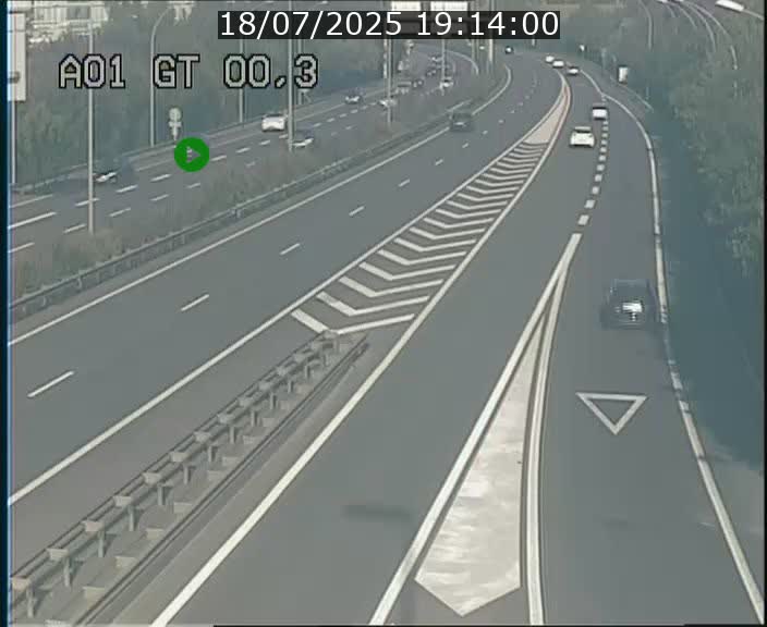 Traffic live webcam Luxembourg Croix de Gasperich - A1 direction Kirchberg - BK 0.3
