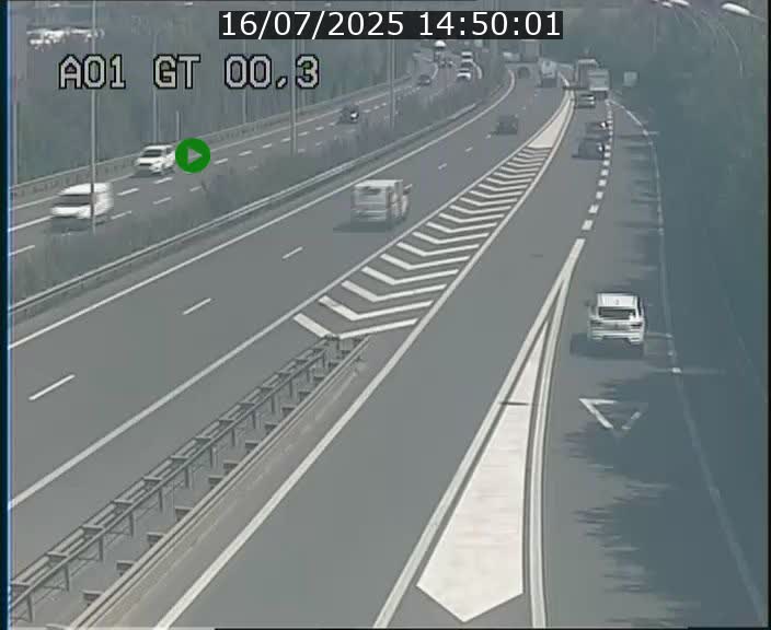 Traffic live webcam Luxembourg Croix de Gasperich - A1 direction Kirchberg - BK 0.3