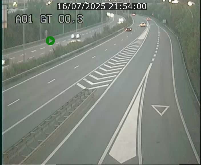Traffic live webcam Luxembourg Croix de Gasperich - A1 direction Kirchberg - BK 0.3