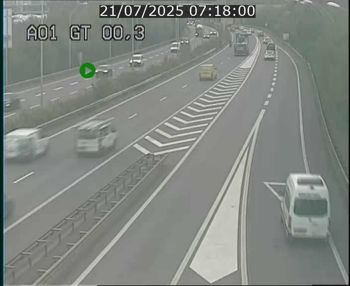 Traffic live webcam Luxembourg Croix de Gasperich - A1 direction Kirchberg - BK 0.3