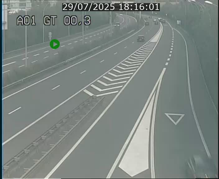 Traffic live webcam Luxembourg Croix de Gasperich - A1 direction Kirchberg - BK 0.3