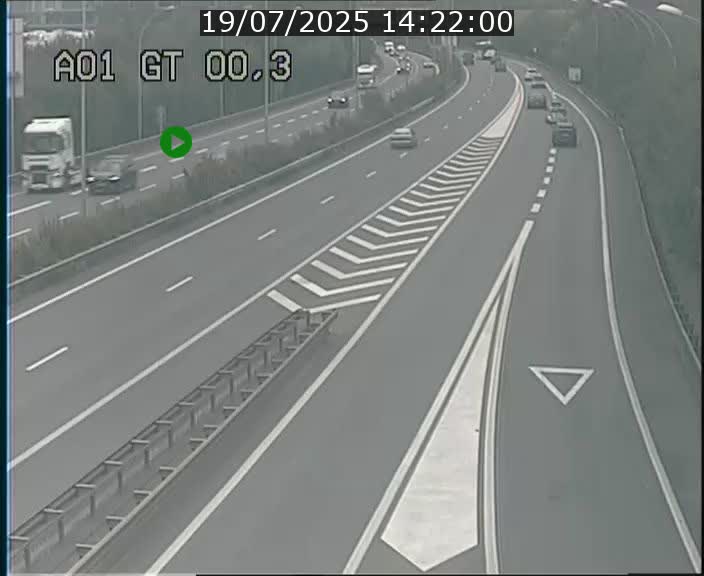 Traffic live webcam Luxembourg Croix de Gasperich - A1 direction Kirchberg - BK 0.3
