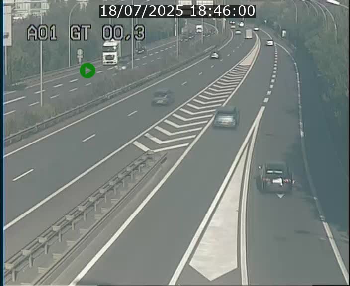 Traffic live webcam Luxembourg Croix de Gasperich - A1 direction Kirchberg - BK 0.3