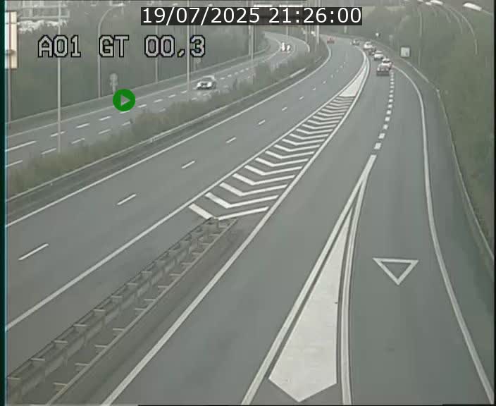 Traffic live webcam Luxembourg Croix de Gasperich - A1 direction Kirchberg - BK 0.3