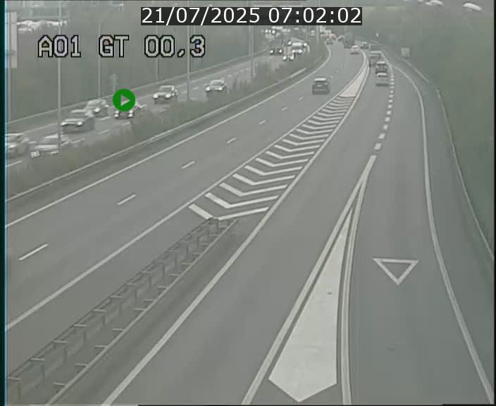 Traffic live webcam Luxembourg Croix de Gasperich - A1 direction Kirchberg - BK 0.3
