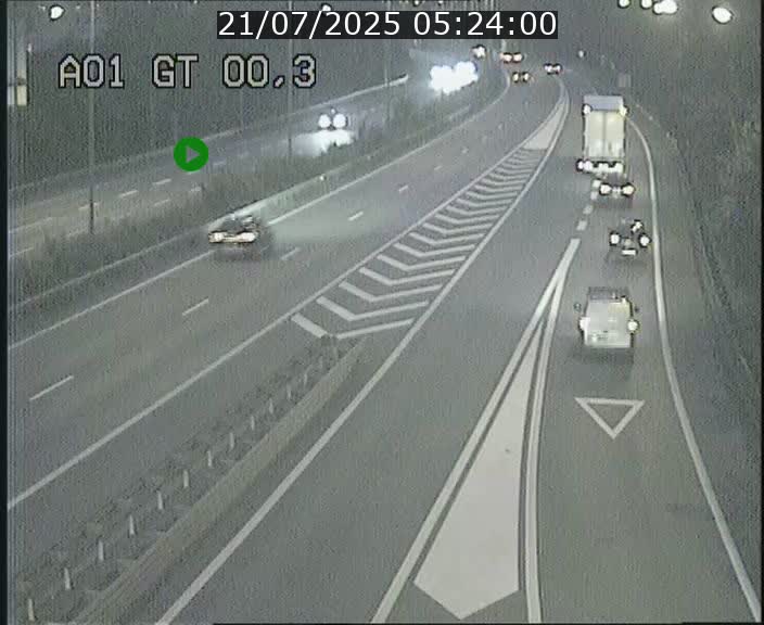 Traffic live webcam Luxembourg Croix de Gasperich - A1 direction Kirchberg - BK 0.3