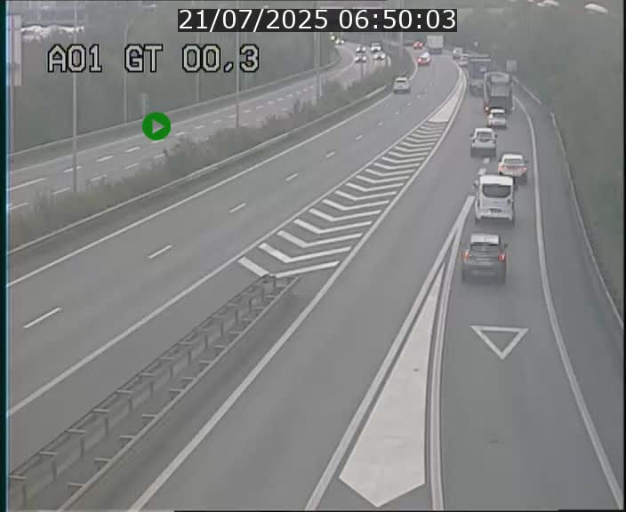 Traffic live webcam Luxembourg Croix de Gasperich - A1 direction Kirchberg - BK 0.3