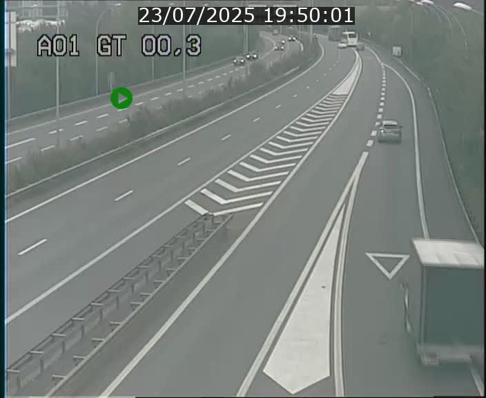 Traffic live webcam Luxembourg Croix de Gasperich - A1 direction Kirchberg - BK 0.3