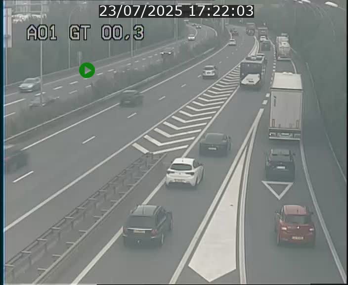 Traffic live webcam Luxembourg Croix de Gasperich - A1 direction Kirchberg - BK 0.3
