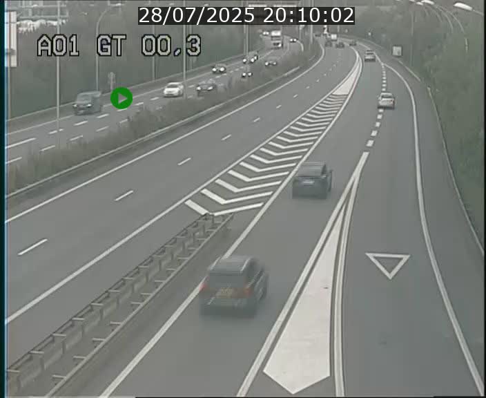 Traffic live webcam Luxembourg Croix de Gasperich - A1 direction Kirchberg - BK 0.3
