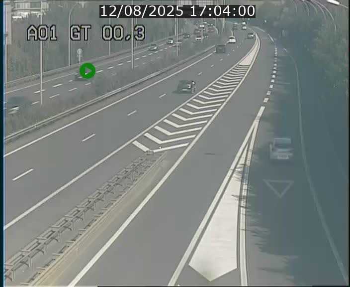 Traffic live webcam Luxembourg Croix de Gasperich - A1 direction Kirchberg - BK 0.3