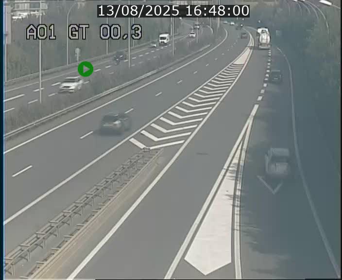 Traffic live webcam Luxembourg Croix de Gasperich - A1 direction Kirchberg - BK 0.3