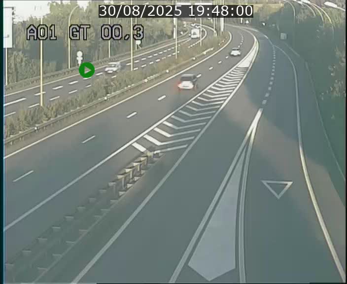 Traffic live webcam Luxembourg Croix de Gasperich - A1 direction Kirchberg - BK 0.3