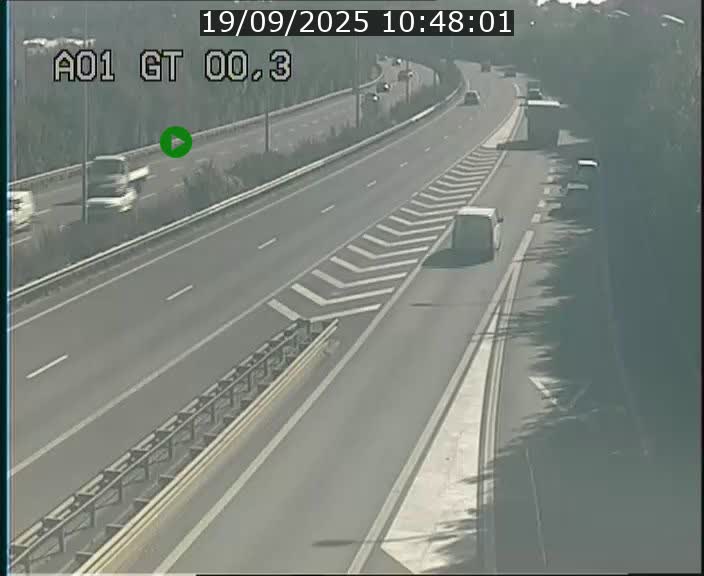 Traffic live webcam Luxembourg Croix de Gasperich - A1 direction Kirchberg - BK 0.3