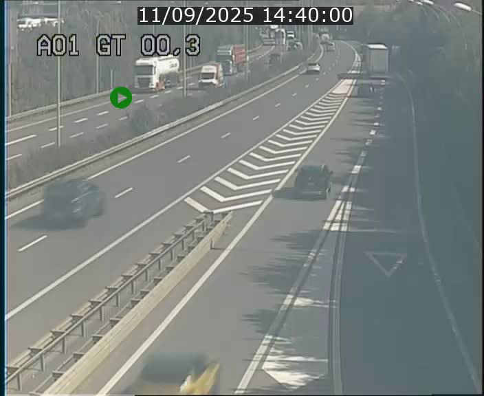 Traffic live webcam Luxembourg Croix de Gasperich - A1 direction Kirchberg - BK 0.3
