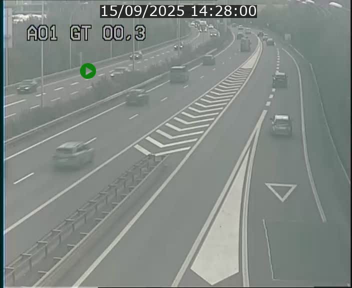 Traffic live webcam Luxembourg Croix de Gasperich - A1 direction Kirchberg - BK 0.3