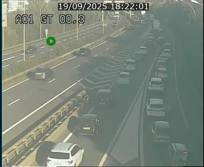 Traffic live webcam Luxembourg Croix de Gasperich - A1 direction Kirchberg - BK 0.3