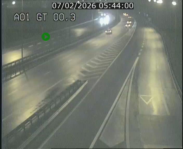 <h2>Traffic live webcam Luxembourg Croix de Gasperich - A1 direction Kirchberg - BK 0.3</h2>